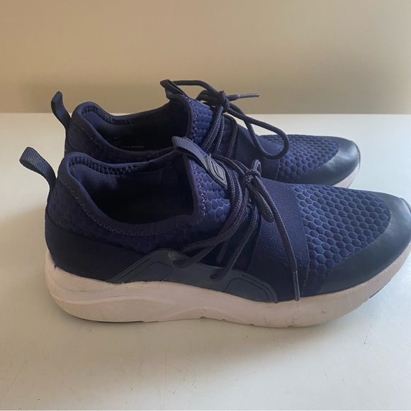 fabletics zuma shoes